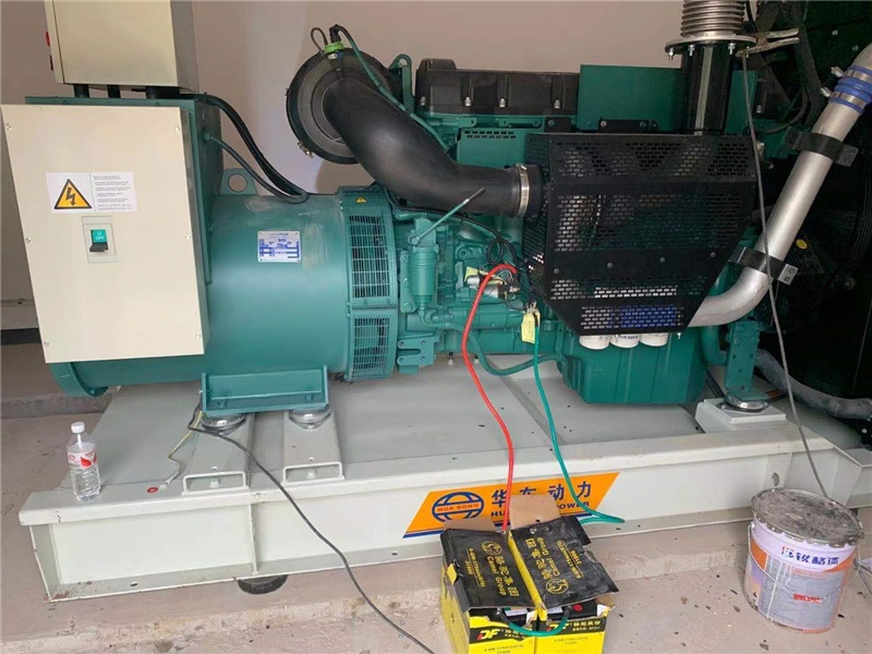 重庆渝长高速公路，12台沃尔沃发电机组